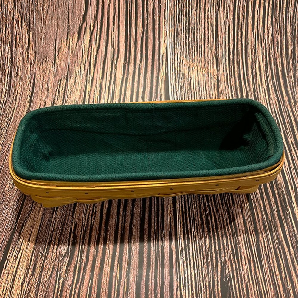 Longaberger Woven Cracker Basket Signed 2002 with Ivy Green Liner & Protector - Picture 2 of 7